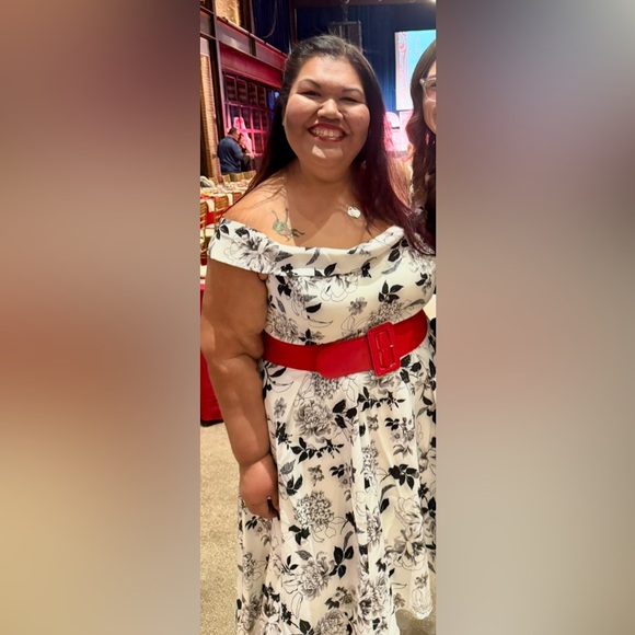 City Chic Vintage-Style Black and White Floral Fit & Flare Dress (XXL / 24) - Picture 1 of 7